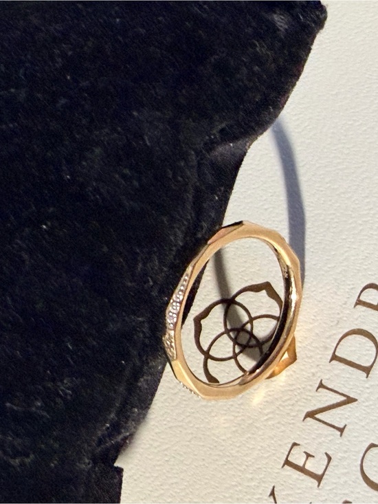 Kendra Scott Jewelry - Kendra Scott 585 14k Gold Diamond band ring